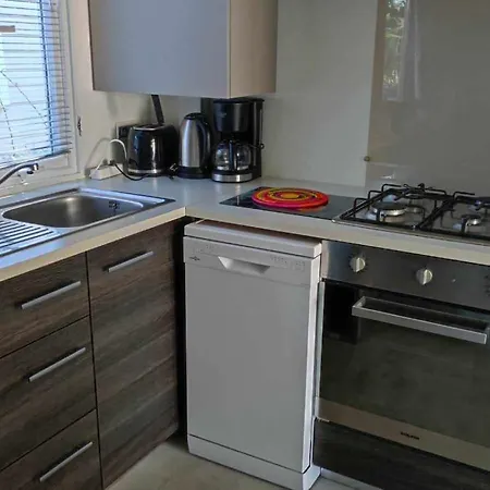 مكان تخييم Sable Du Midi 4 Etoiles *